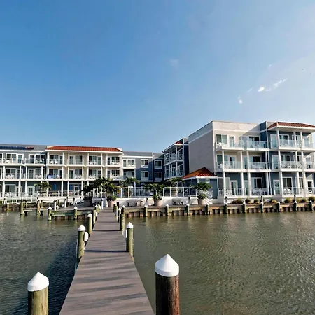 Fairfield Inn & Suites By Marriott Chincoteague Island Waterfront Esterno foto
